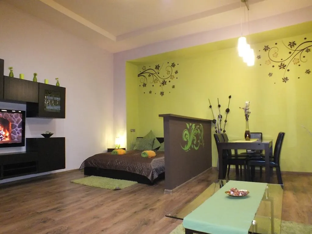 Standard Apartment By Hi5 - Feherhajo Βουδαπέστη